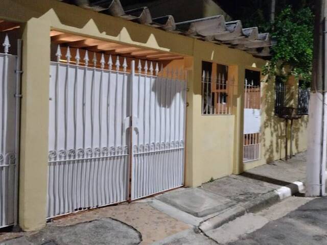 #142 - Casa para Locação em Taboão da Serra - SP - 1